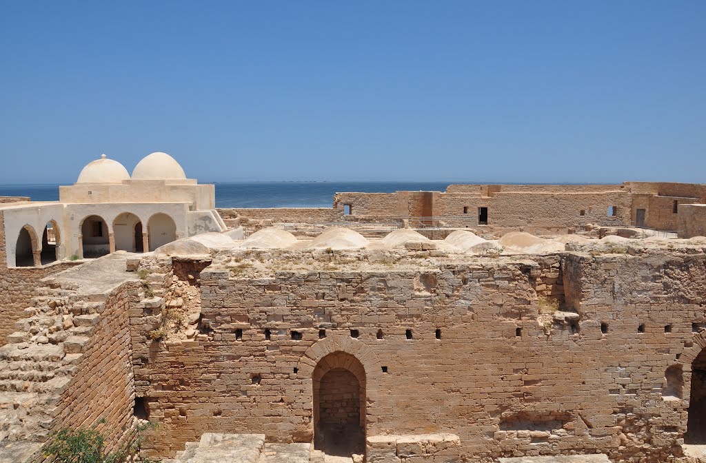 Крепость Борж-эль-Кебиб